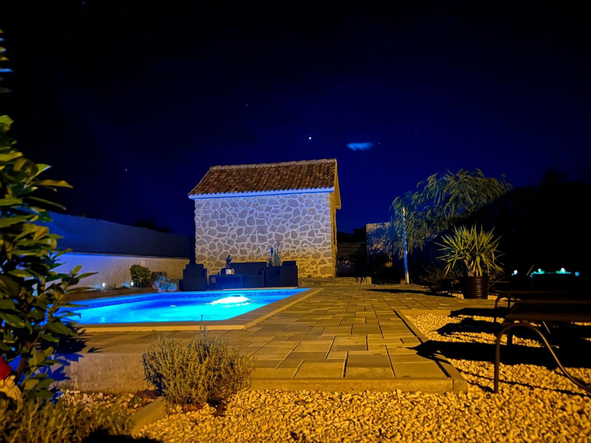 Gulin Mediterranean Olive Waterfallskrka-Croatiaヴィラ エクステリア 写真