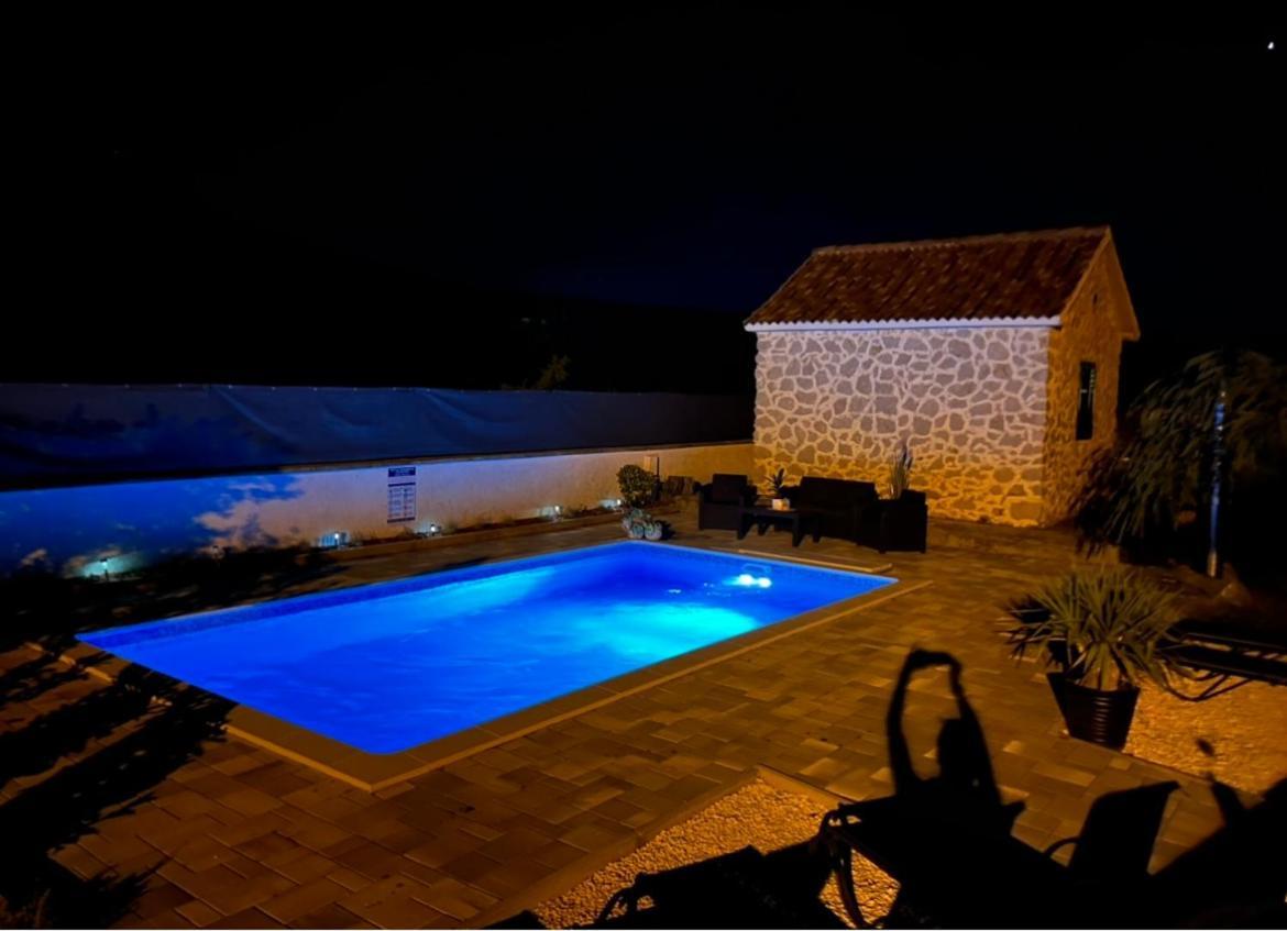 Gulin Mediterranean Olive Waterfallskrka-Croatiaヴィラ エクステリア 写真